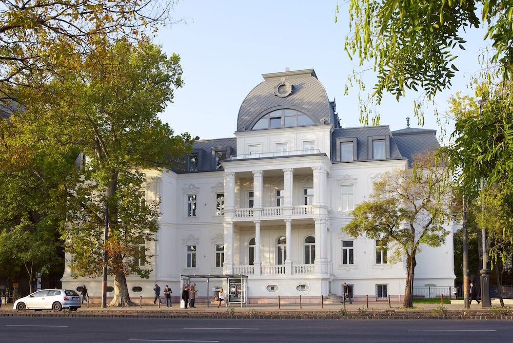 Mirage Medic Hotel Budapest Exterior photo